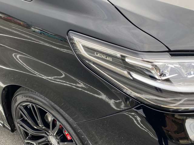 Toyota Vellfire 6