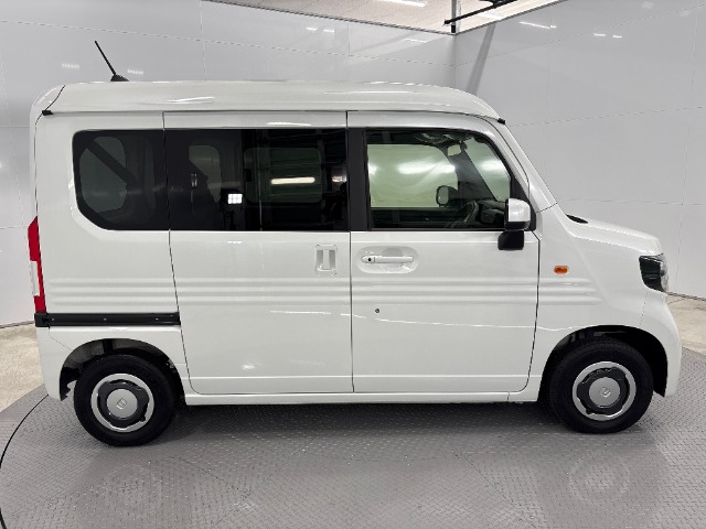 Honda N-VAN 8