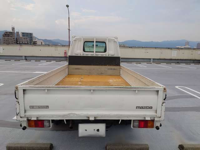 Mazda Bongo Truck 7