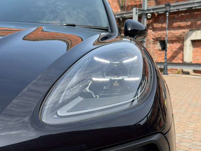 Porsche Macan 5