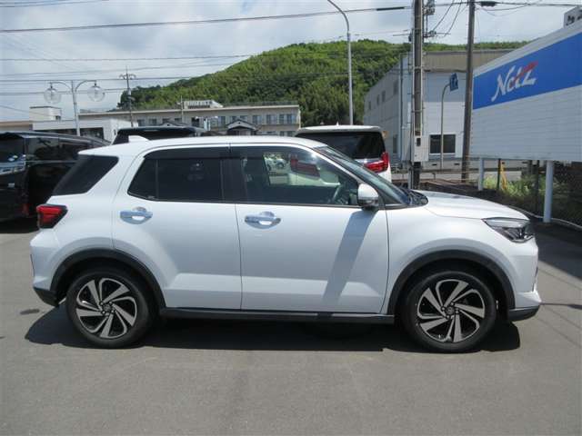 Toyota Raize 6