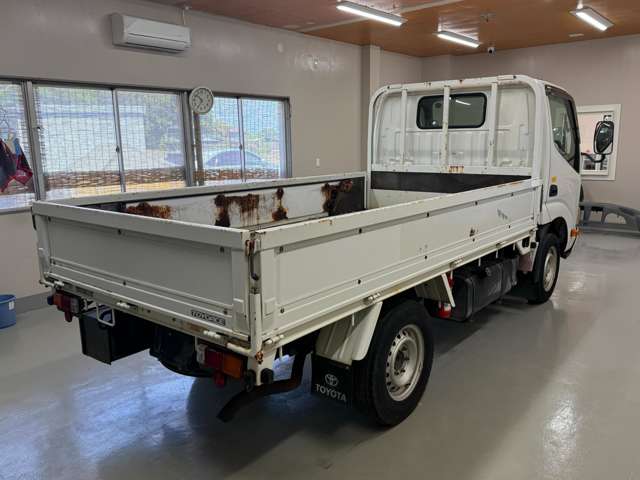 Toyota Toyoace 4