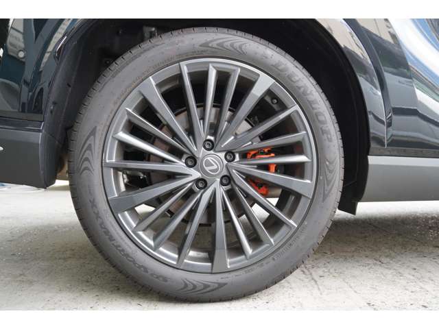 Lexus RX 8