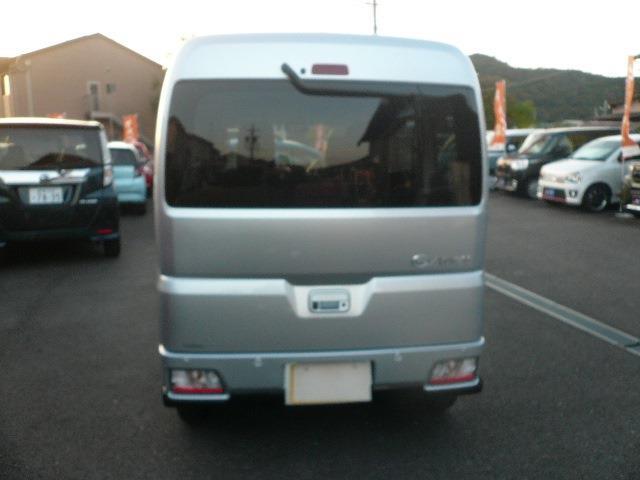 Daihatsu Atrai 6