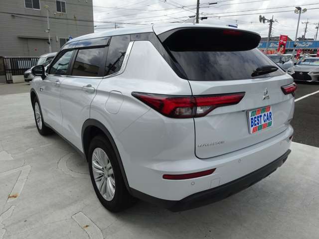 Mitsubishi Outlander 12