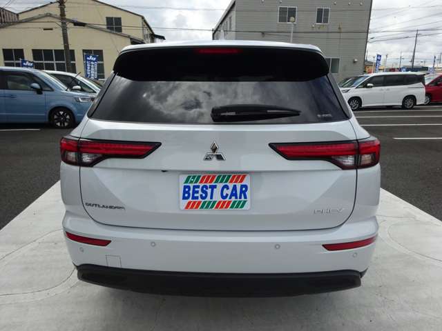 Mitsubishi Outlander 7