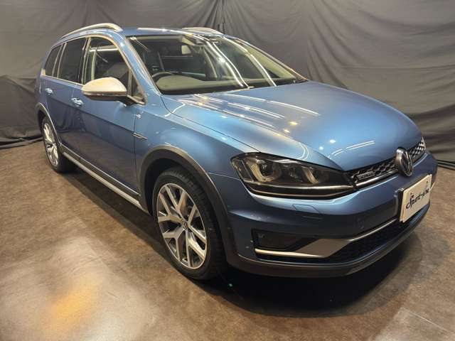 Volkswagen Golf Alltrack 3