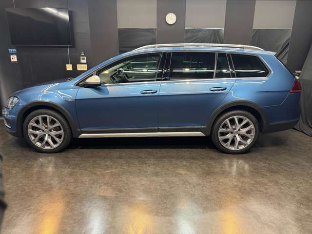 Volkswagen Golf Alltrack 9