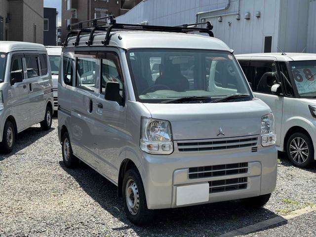 Mitsubishi Minicab Van 5