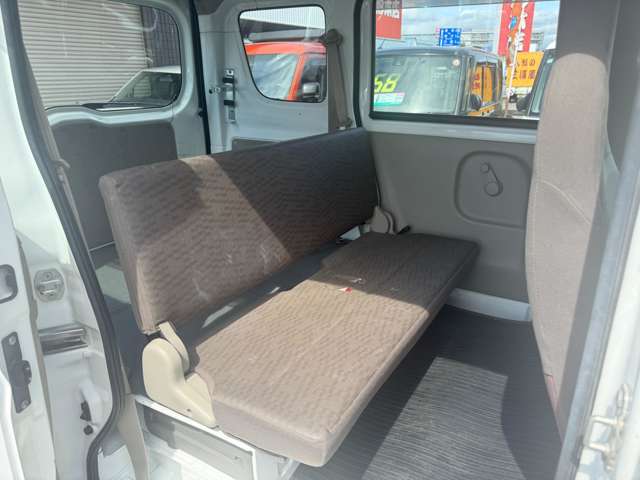 Suzuki Every 12
