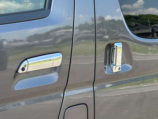 Toyota Regius Ace 10