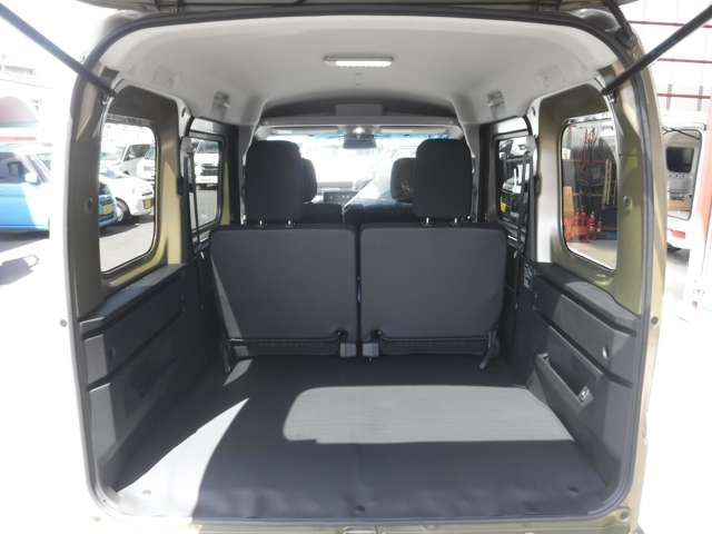 Daihatsu Atrai 12
