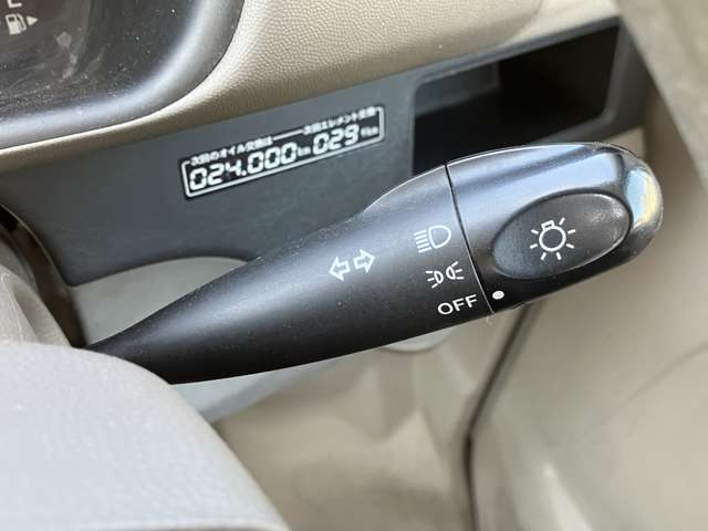 Nissan NV100 Clipper 12