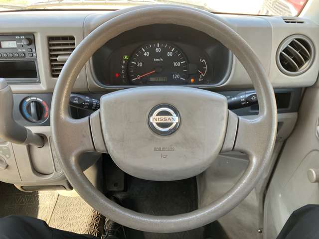 Nissan NV100 Clipper 5