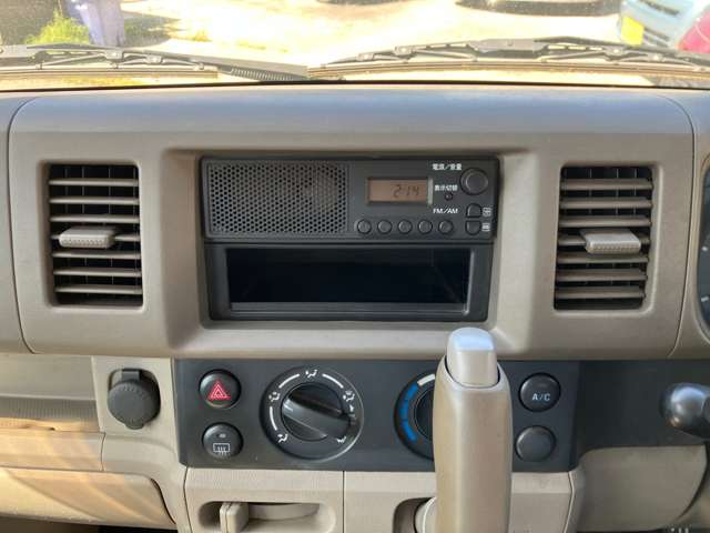 Nissan NV100 Clipper 7