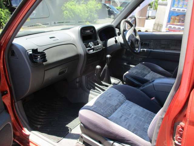 Nissan Datsun 10