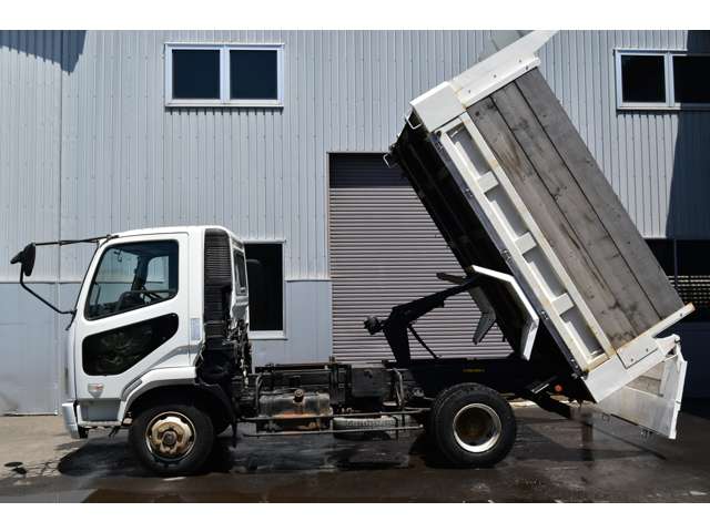 Mitsubishi Fuso Fighter 3