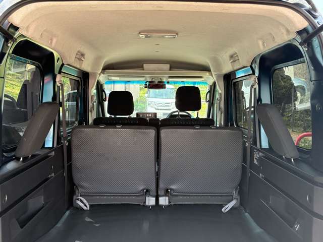 Daihatsu Atrai 8