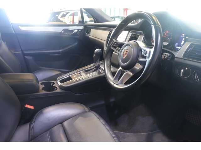 Porsche Macan 7