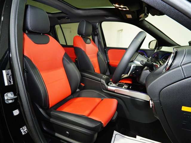 Mercedes-Benz GLB 12