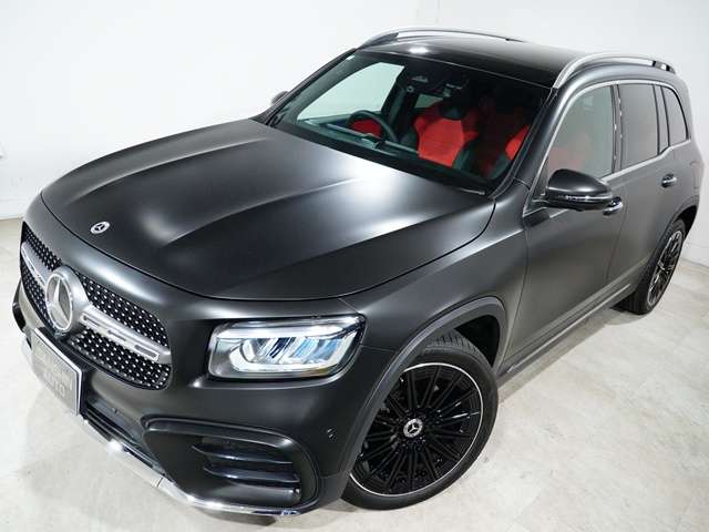 Mercedes-Benz GLB 8