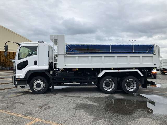 Isuzu Forward 5