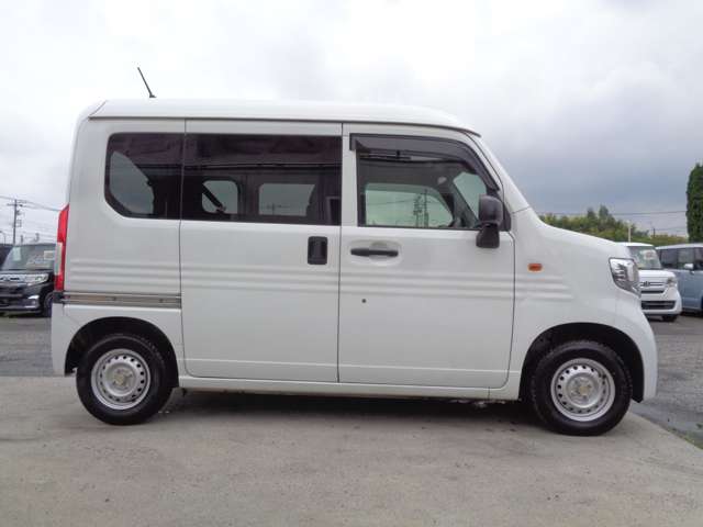 Honda N-VAN 8