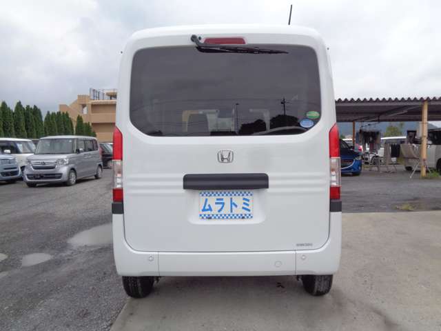 Honda N-VAN 9
