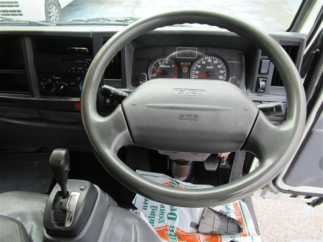 Isuzu Elf 9