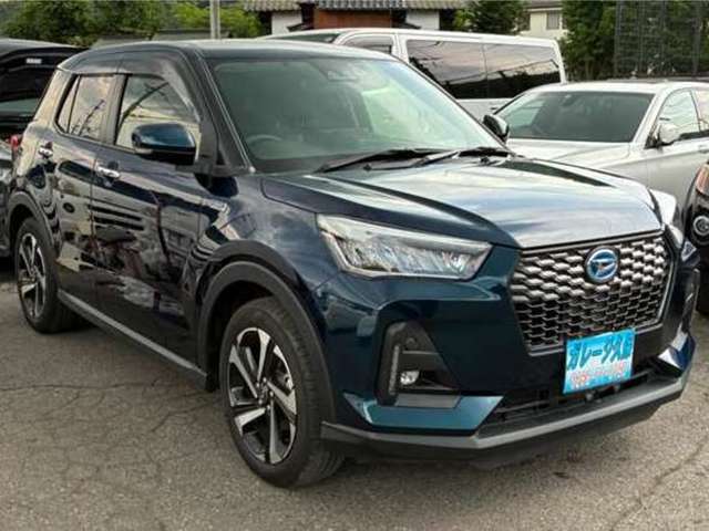 Daihatsu Rocky 3