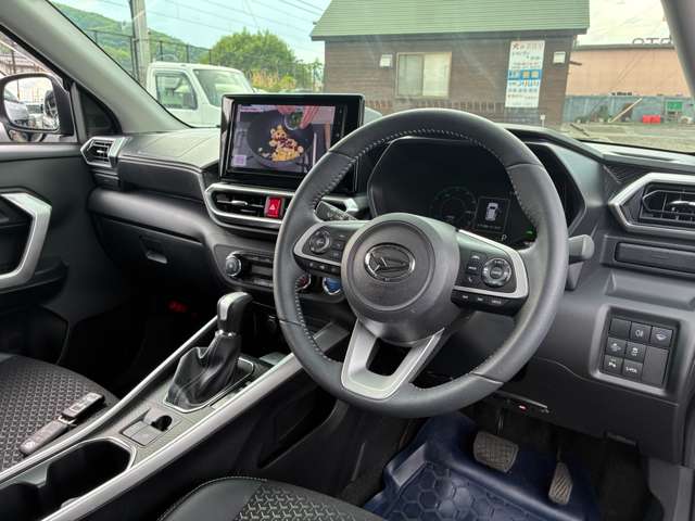 Daihatsu Rocky 8