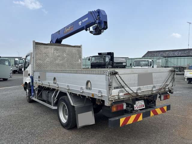 Hino Dutro 2
