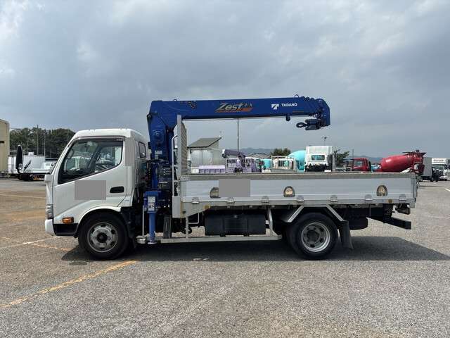 Hino Dutro 5