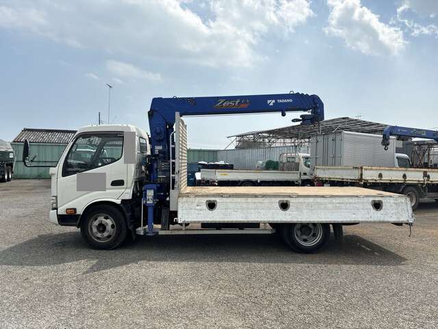 Hino Dutro 6