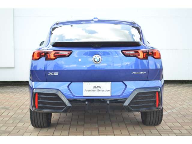 BMW X2 7