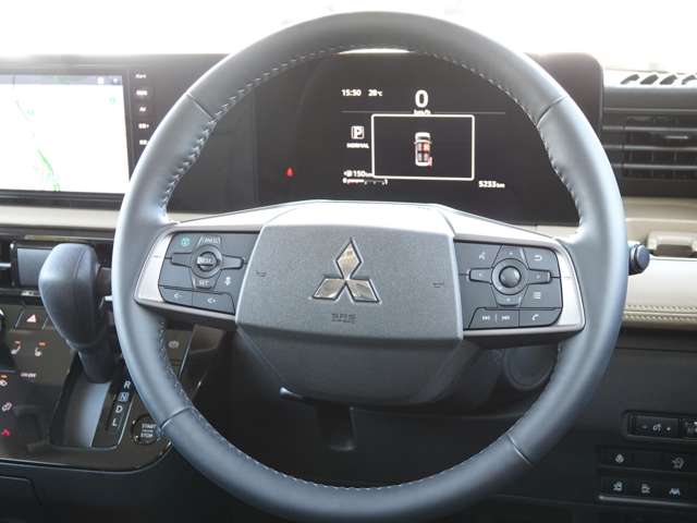 Mitsubishi Delica Mini 12