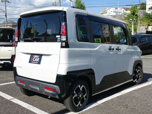Mitsubishi Delica Mini 6