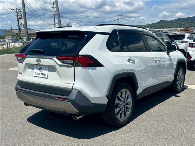 Toyota RAV4 6