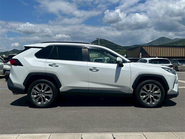 Toyota RAV4 10