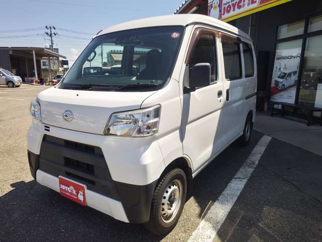 Daihatsu Hijet Cargo 5