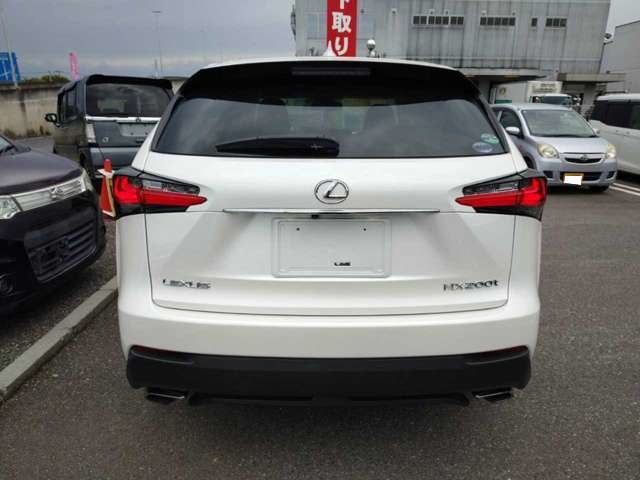 Lexus NX 3