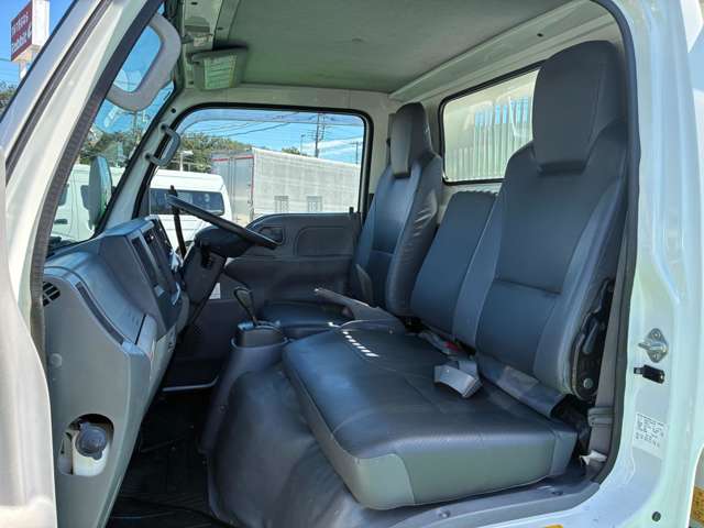 Isuzu Elf 9