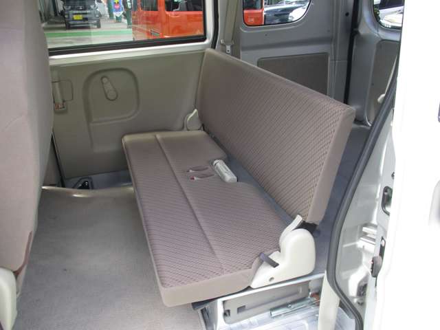 Suzuki Every 11