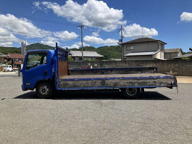 Isuzu Elf 4