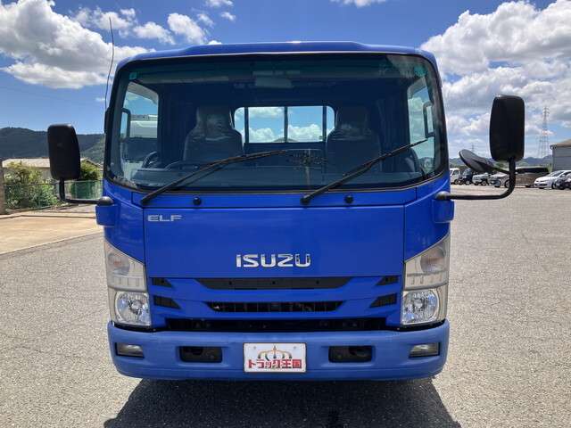 Isuzu Elf 6
