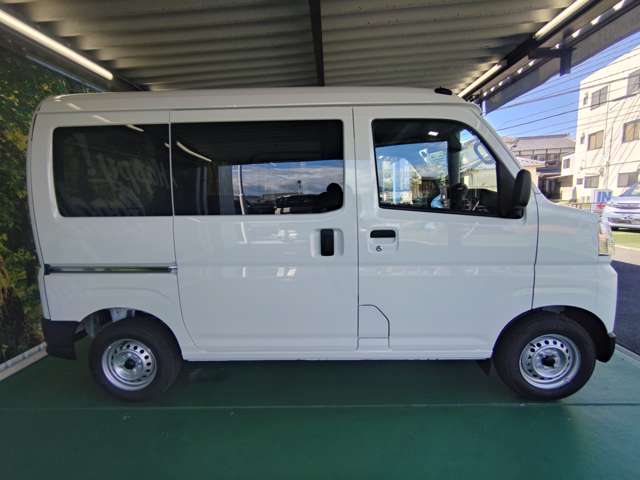 Daihatsu Hijet Cargo 9