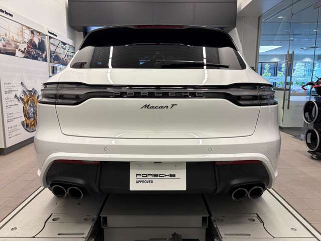 Porsche Macan 11