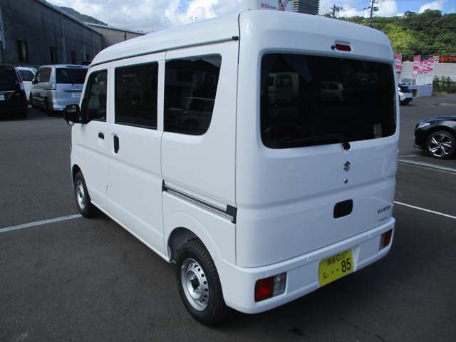 Suzuki Every 8