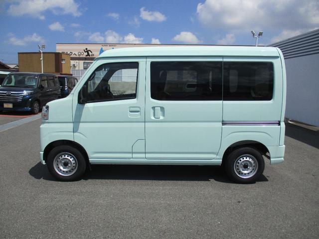 Daihatsu Hijet Cargo 8