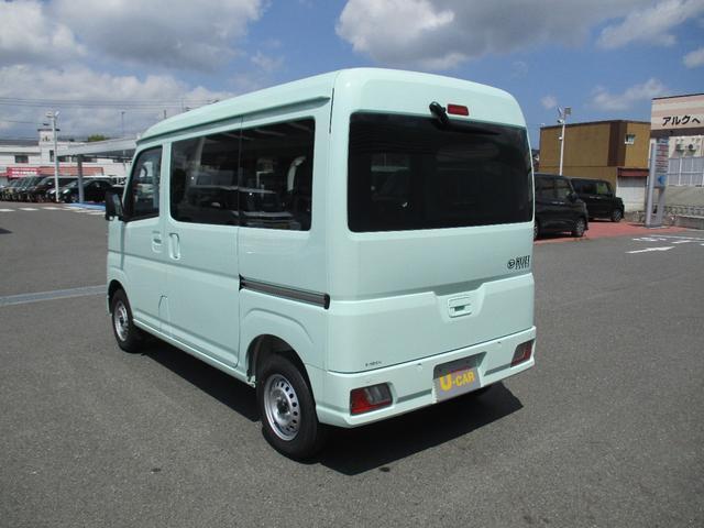 Daihatsu Hijet Cargo 9